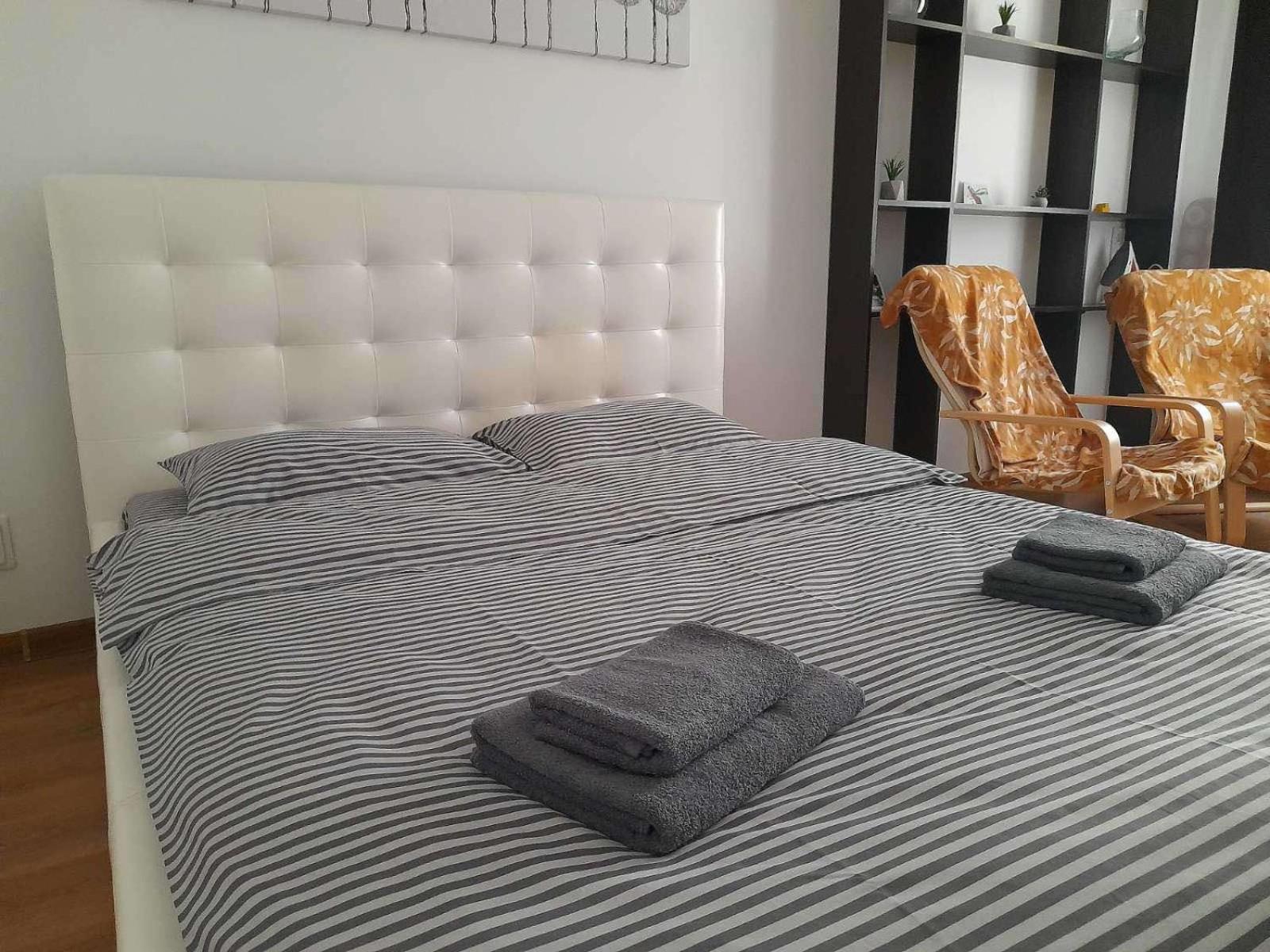White Rooms On City Center Лвив Екстериор снимка