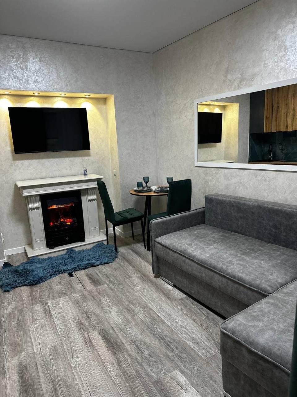 White Rooms On City Center Лвив Екстериор снимка